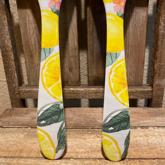 Farmhouse Lemon Serving Spoon Set, Melamine Lemons Leaves & Floral Serving Set - Picture 5 of 9